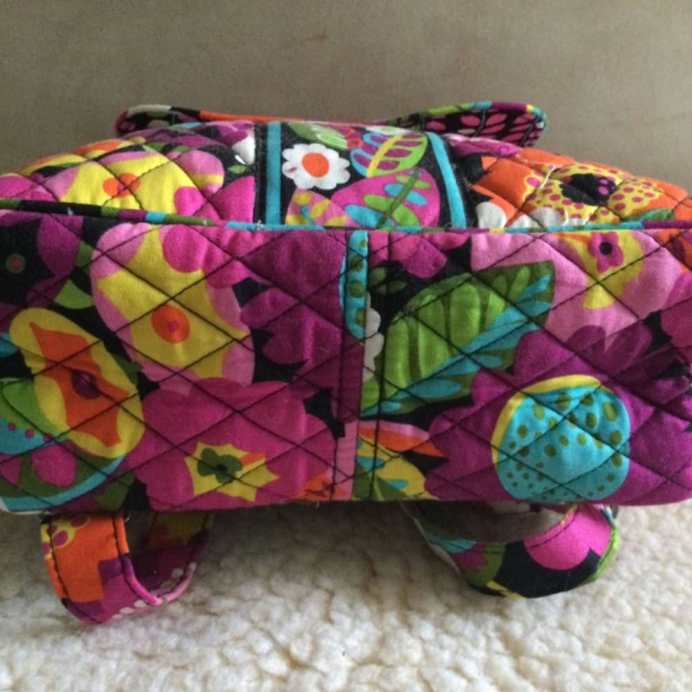 Vera Bradley (NWT) Backpack BEAUTIFUL *Rare DISCONTINUED Pattern 🎈NEW with Tag - Picture 6 of 10
